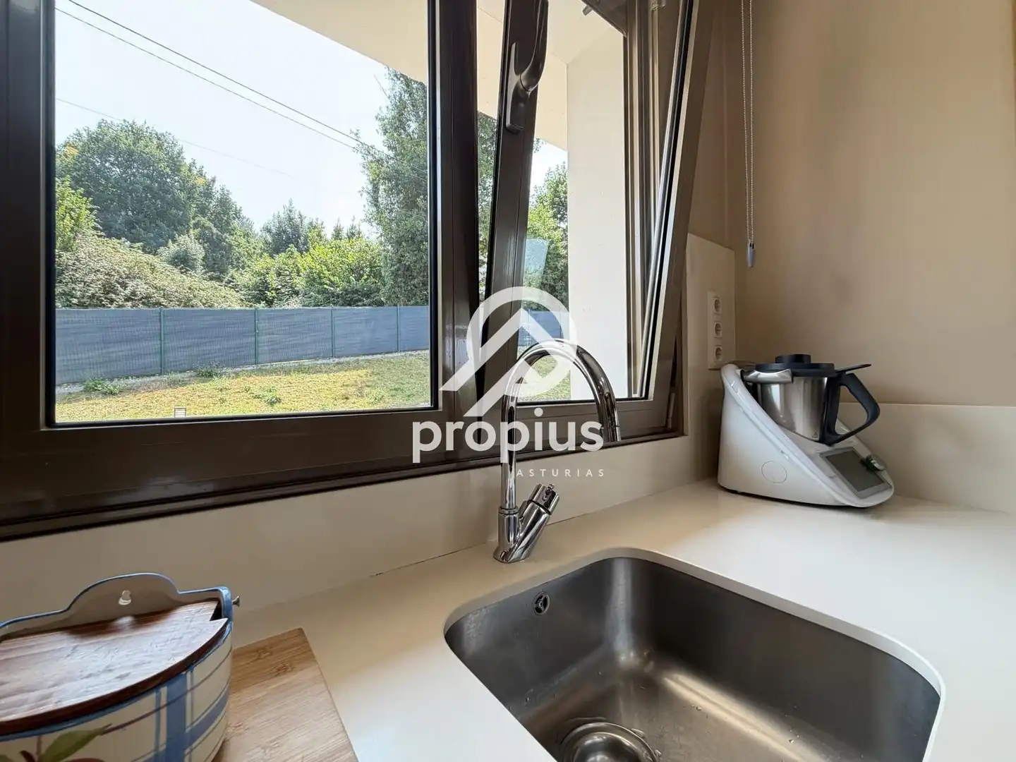 Cocina de Casa o chalet en venta en Cangas de Onís con Calefacción, Terraza y Trastero