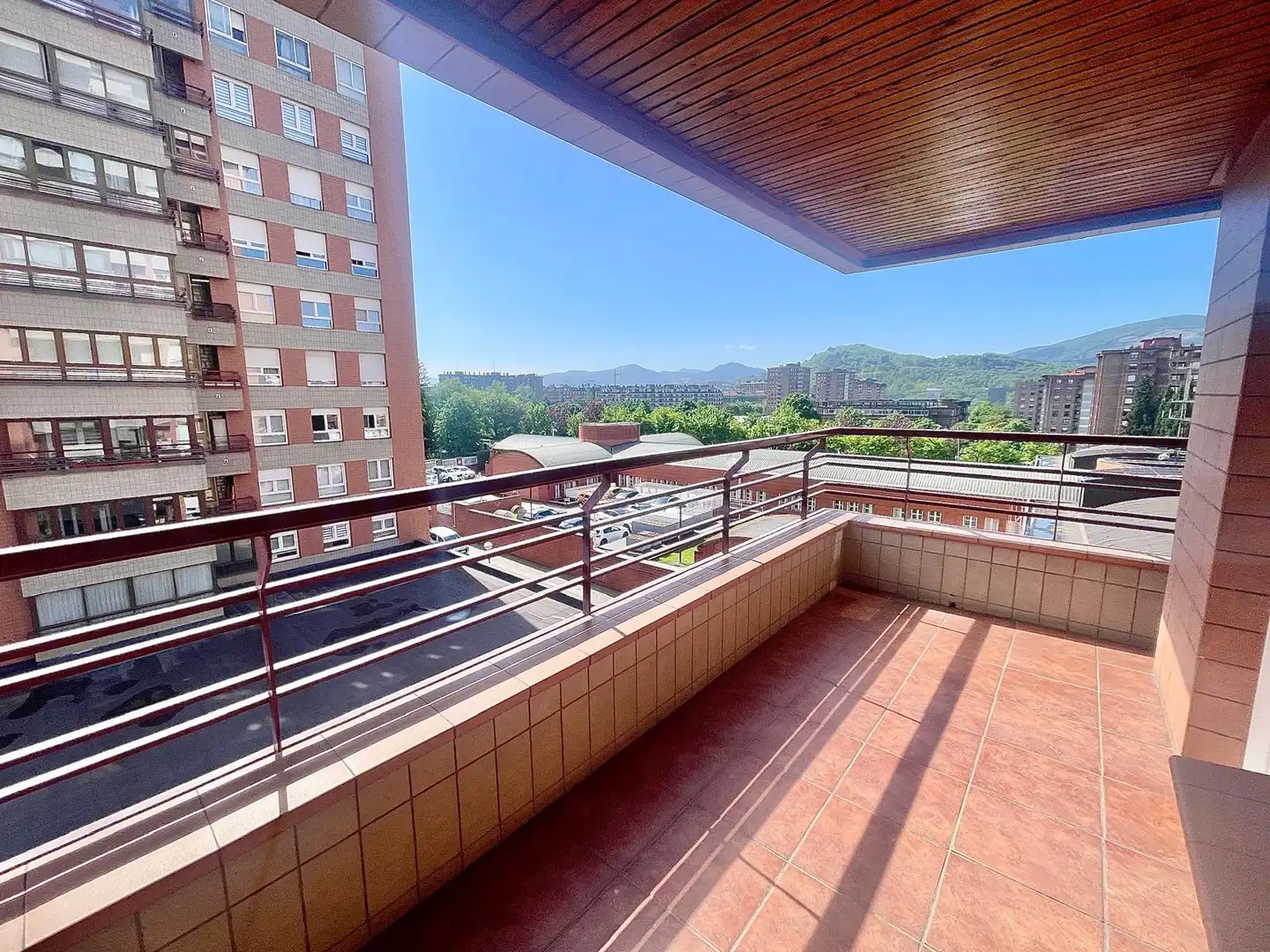 Vista exterior de Piso en venta en Bilbao  con Calefacción, Terraza y Trastero