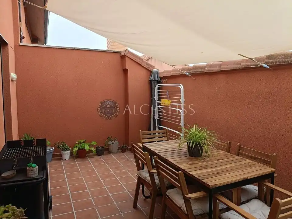 Duplexes for sale in Méntrida