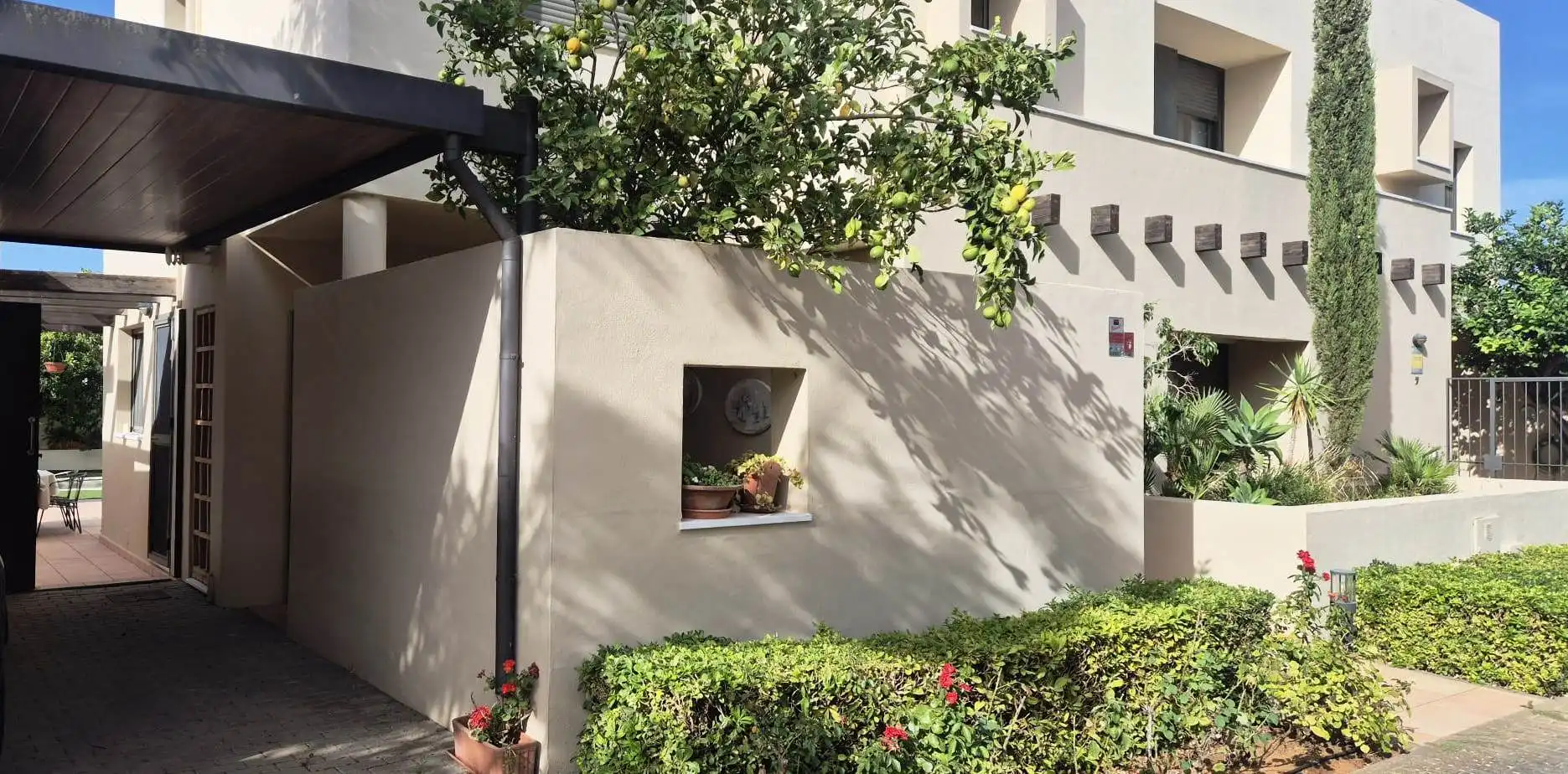 Vista exterior de Casa adosada en venta en Puerto Real con Aire acondicionado, Jardín privado y Parquet
