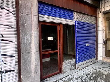 Locale commerciale in vendita a Mezo Kalea