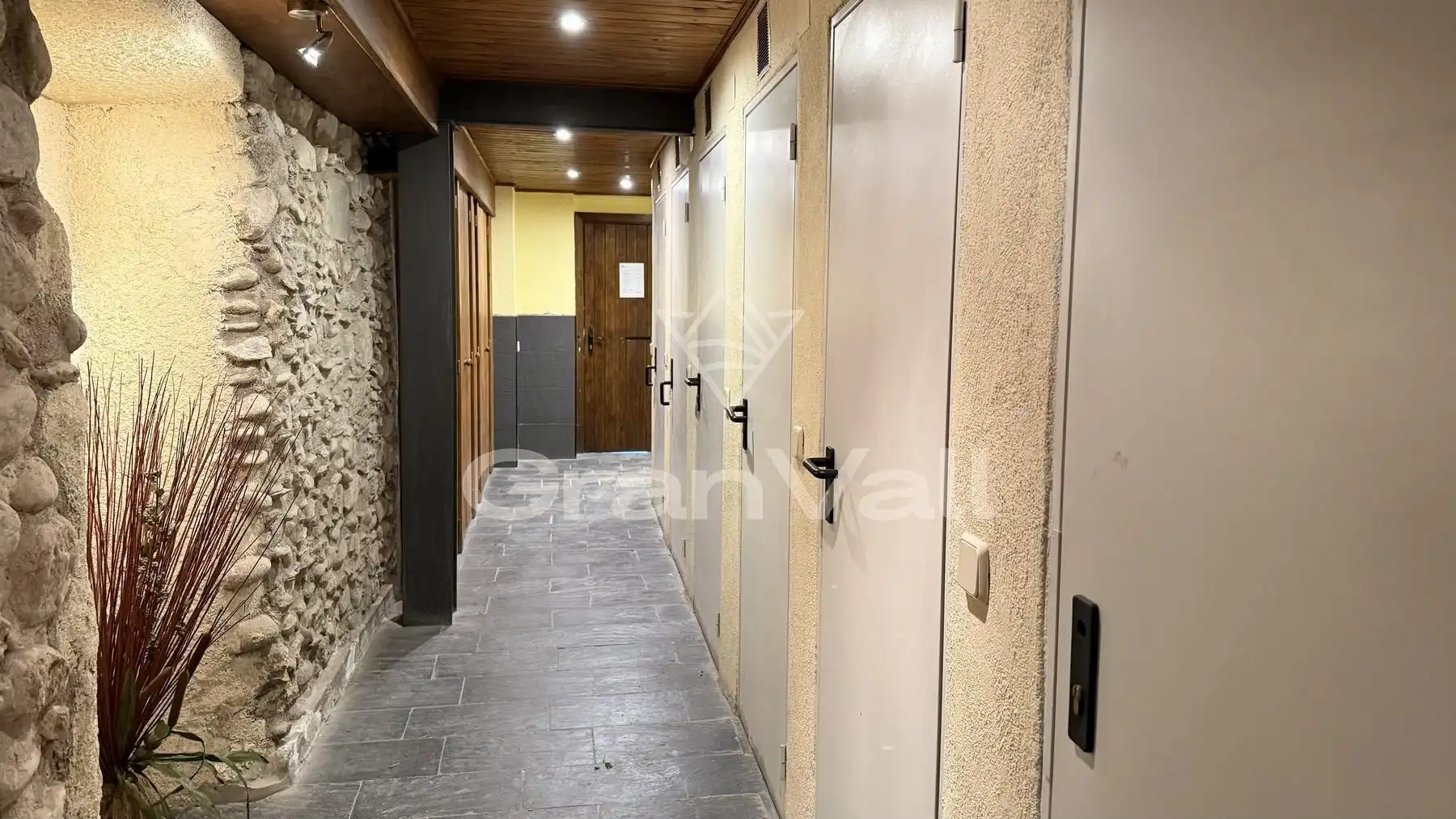 Apartment zum Verkauf in Bourg - Madame, imagen 22