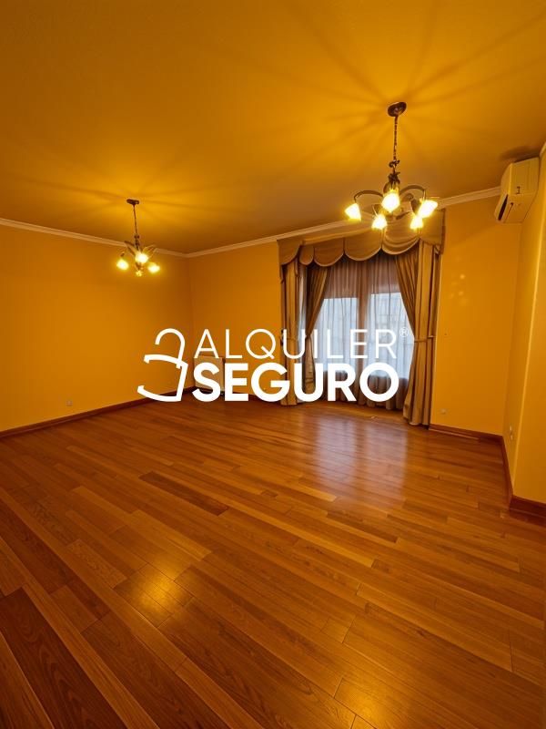 Sala de estar de Piso de alquiler en Fuenlabrada con Aire acondicionado y Calefacción