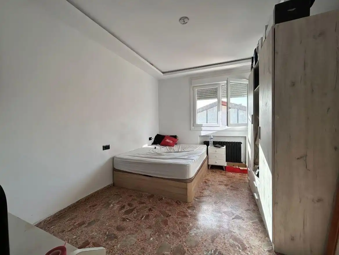Habitación de Casa o chalet en venta en Castejón (Navarra) con Jardín privado, Trastero y Balcón