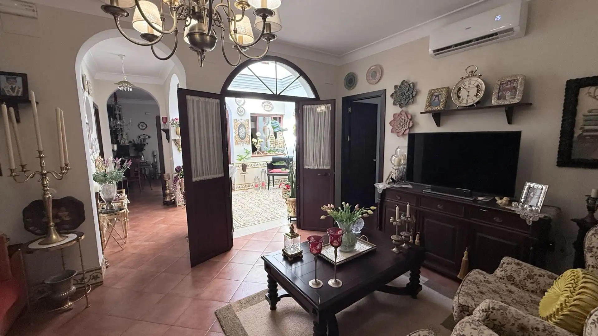 Sala de estar de Finca rústica en venta en Lepe con Aire acondicionado
