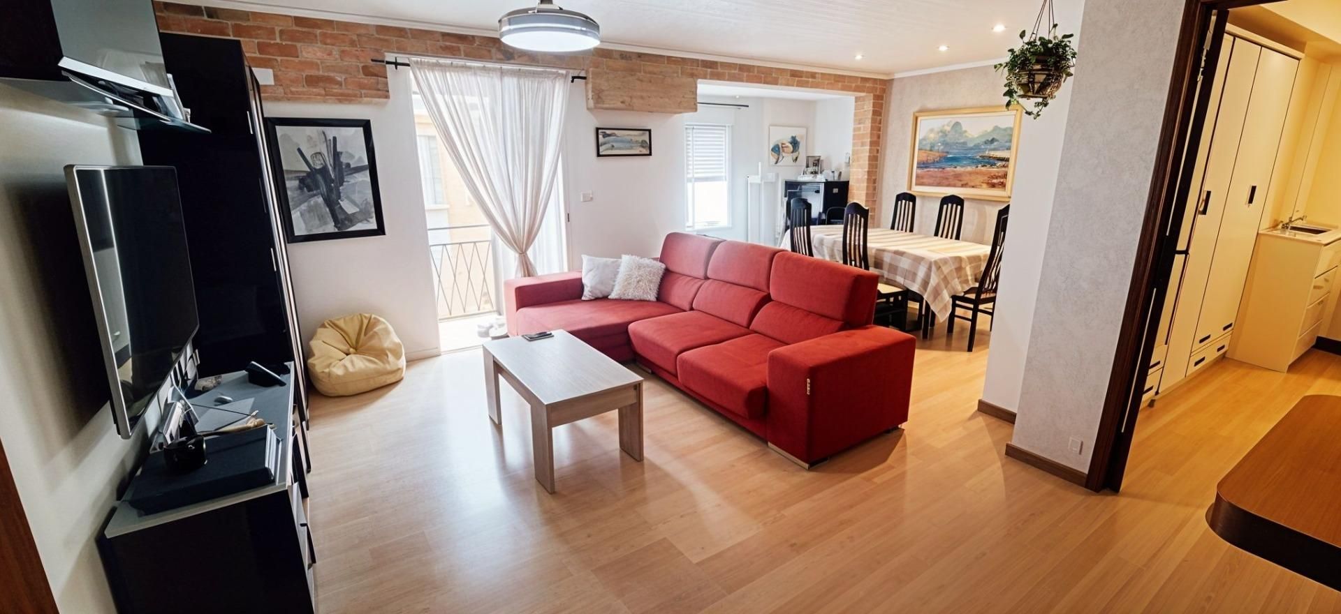 Living room of Flat for sale in Gandia  with Air Conditioner, Heating and Parquet flooring