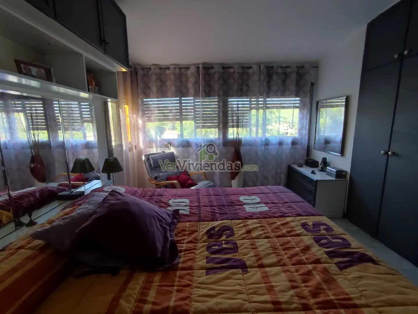 Habitación de Casa o chalet en venta en Torrelles de Llobregat con Aire acondicionado, Calefacción y Jardín privado