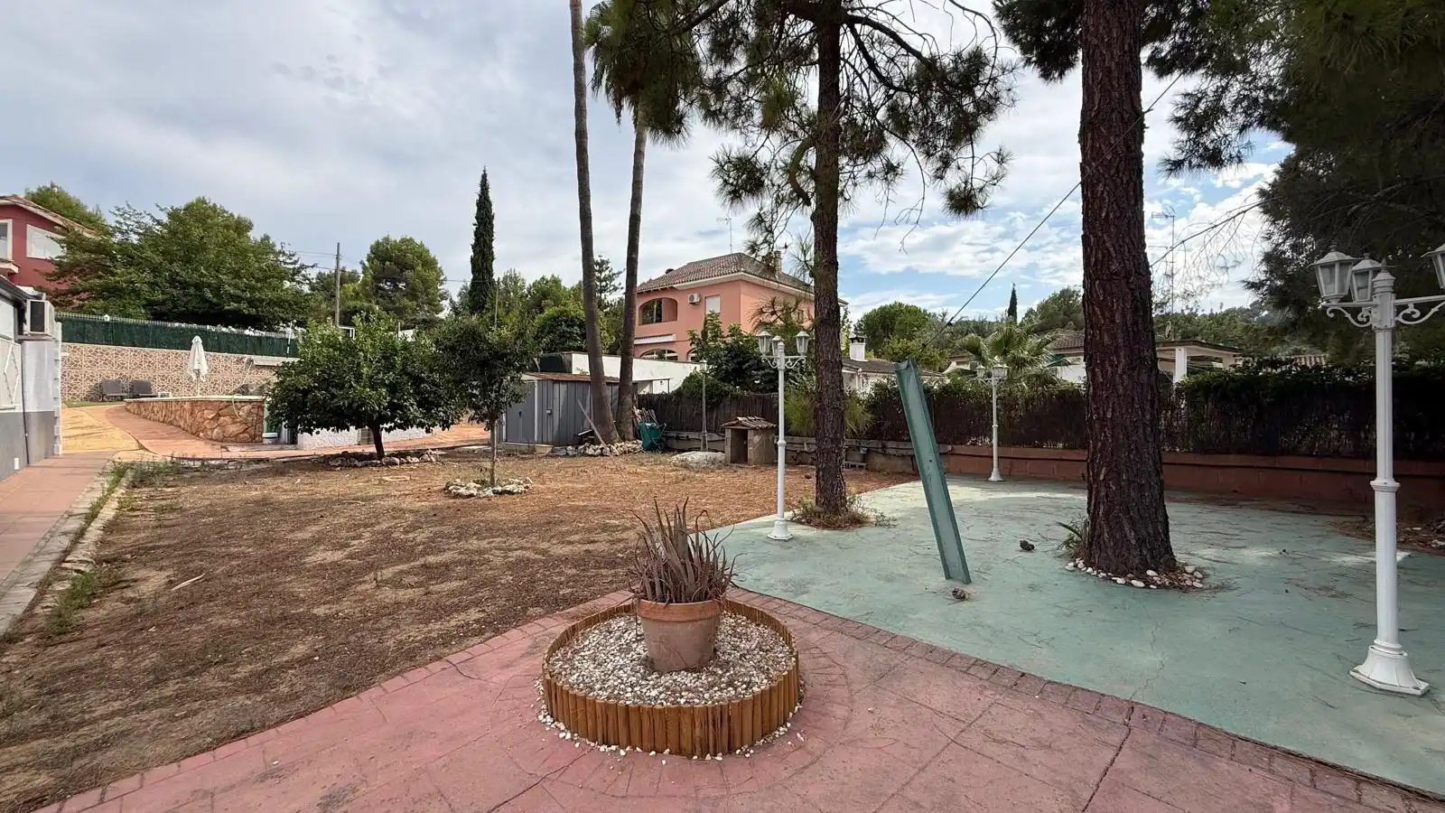 Jardí de Casa o xalet en venda en Chiva amb Aire condicionat, Calefacció i Jardí privat
