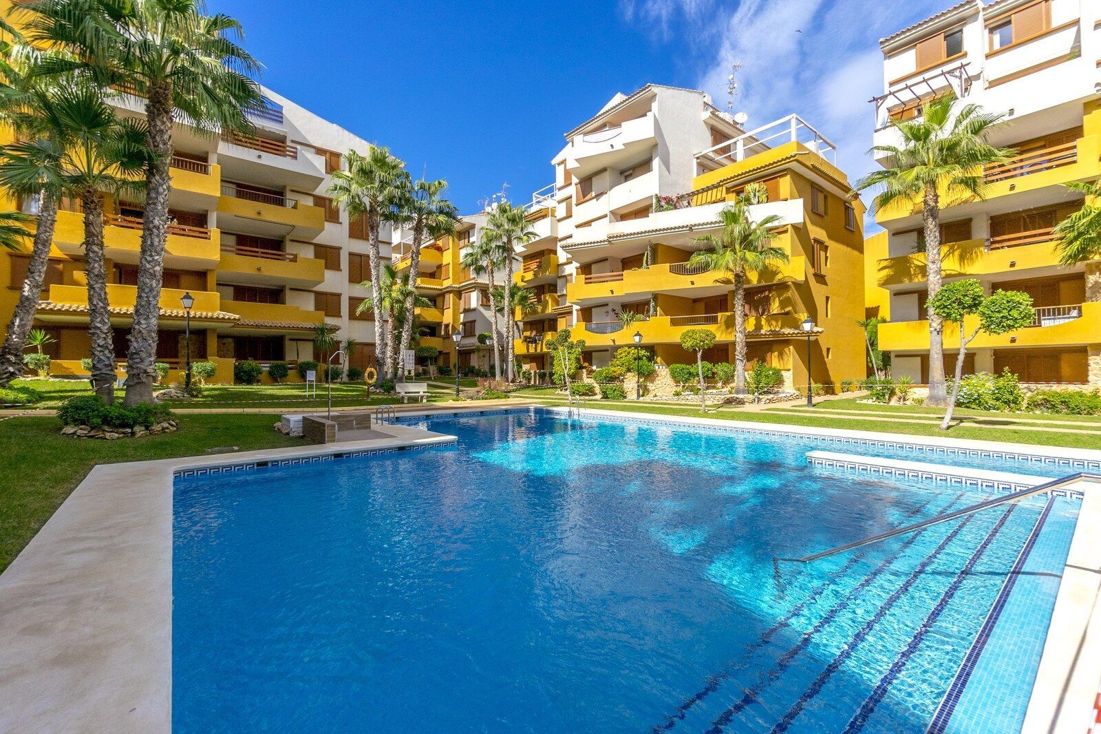 Exterior view of Apartment for sale in Torrevieja