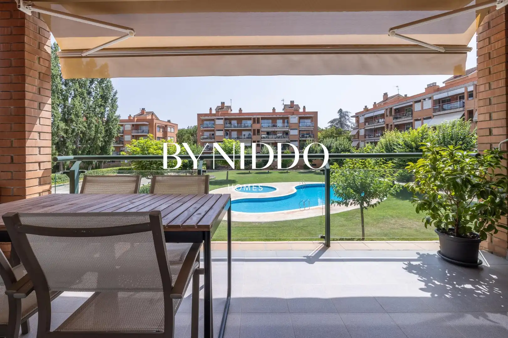 Terrassa de Pis en venda en Sant Cugat del Vallès amb Aire condicionat, Calefacció i Parquet