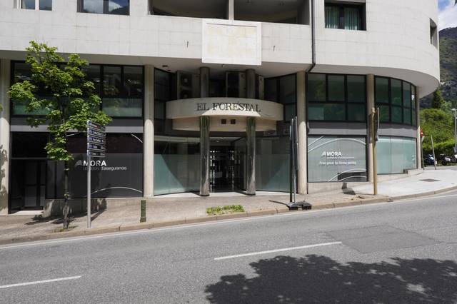 Local comercial en Alquiler en Centro