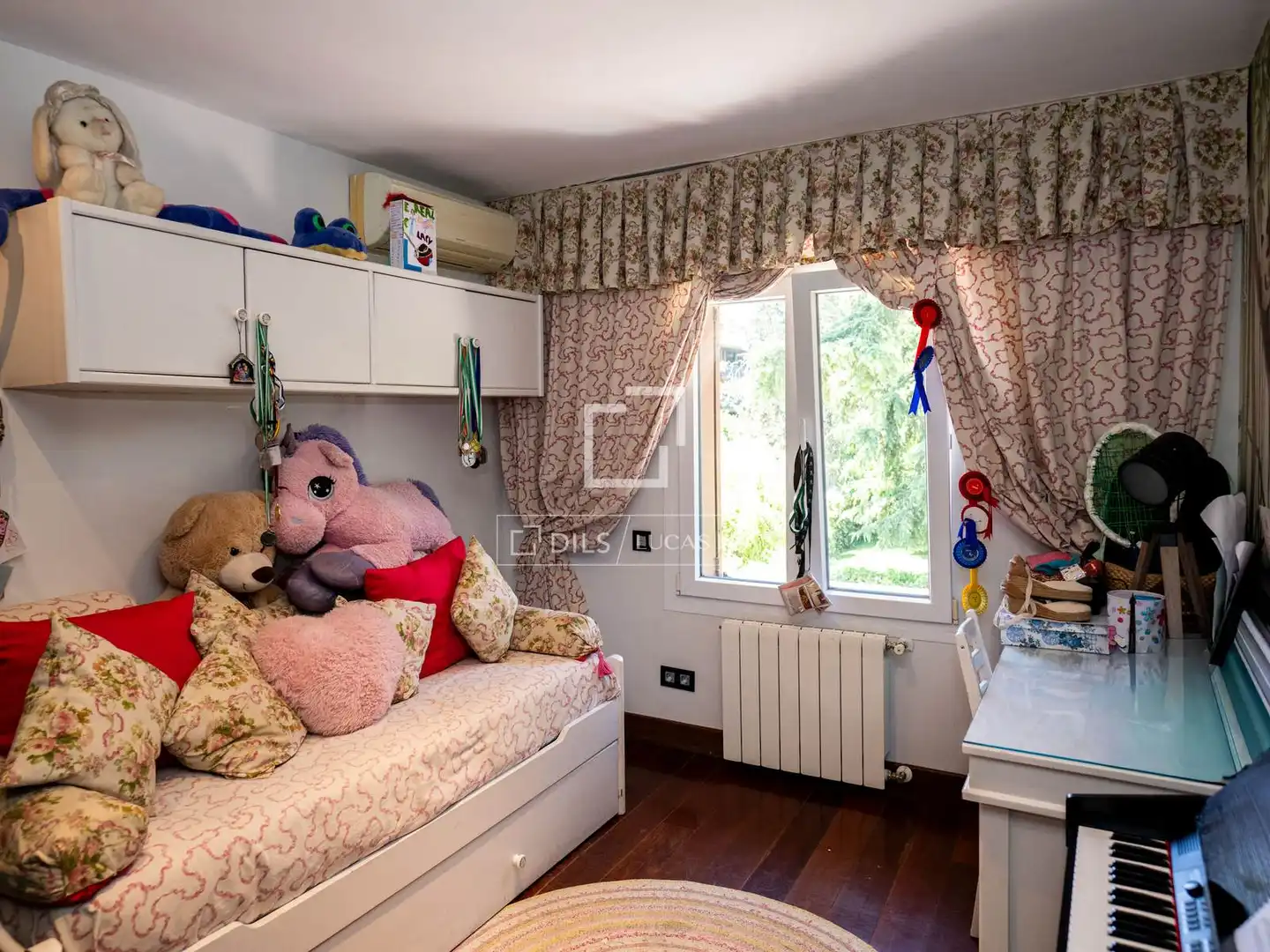 Dormitori de Casa o xalet de lloguer en La Moraleja amb Aire condicionat, Calefacció i Jardí privat