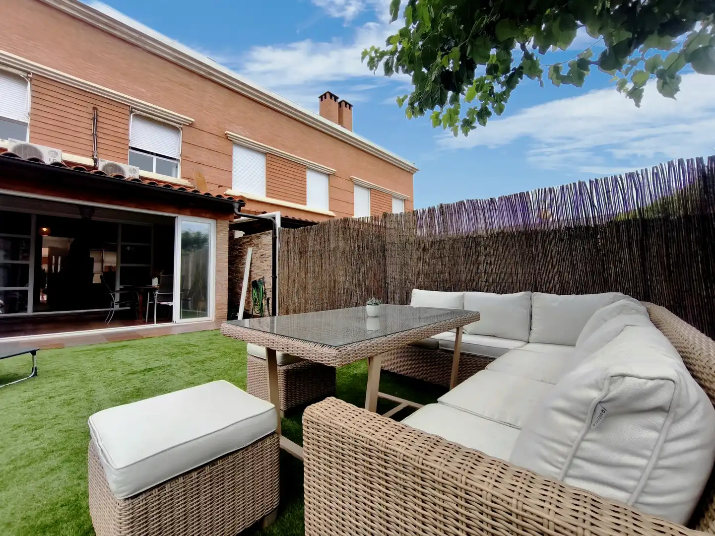 Terrassa de Casa o xalet en venda en Lardero amb Aire condicionat, Calefacció i Jardí privat