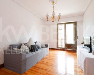 Living room of Flat for sale in Donostia - San Sebastián   with Balcony