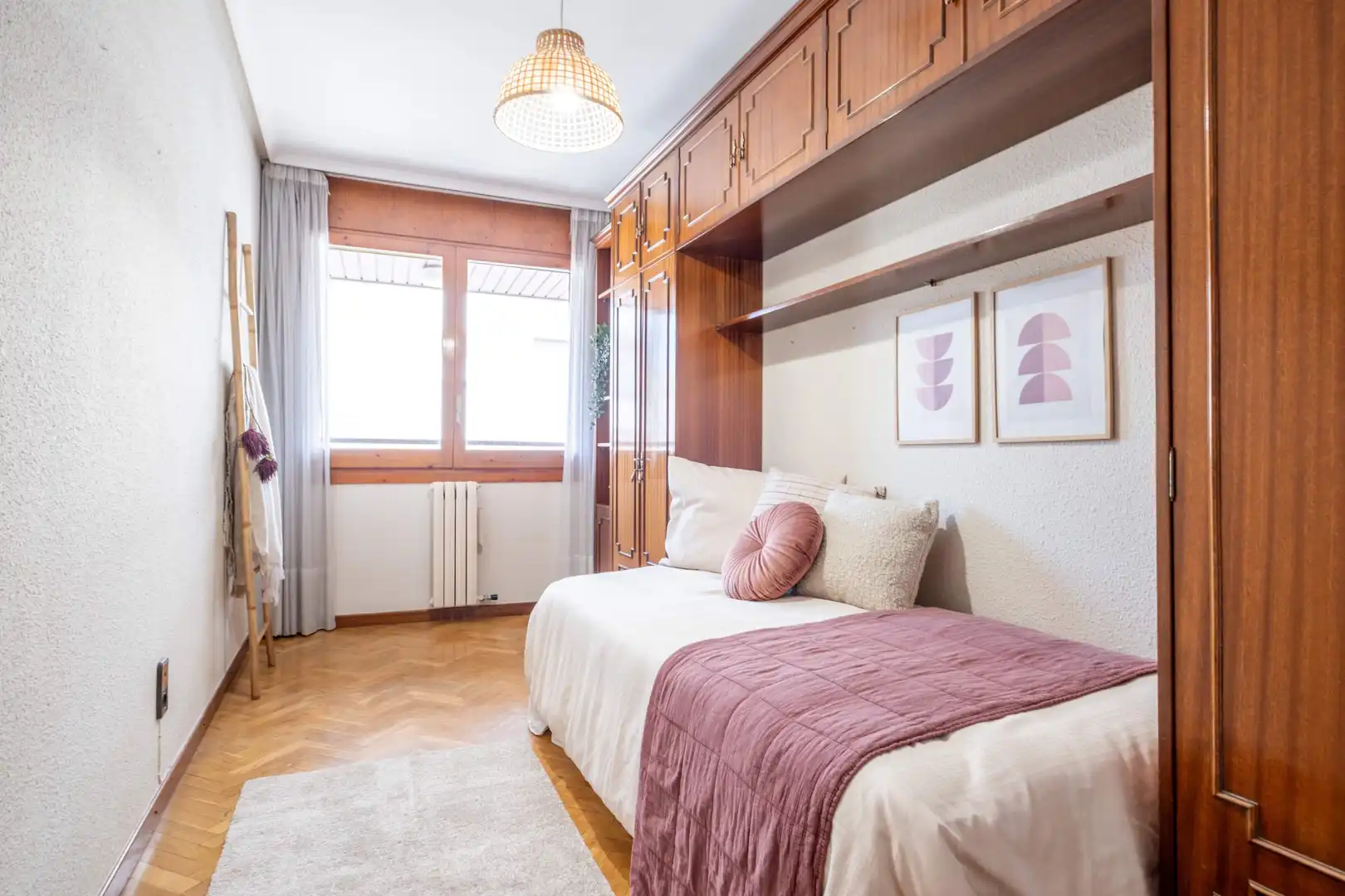 Bedroom of Flat for sale in Zaragoza  with Air Conditioner, Heating and Terrace
