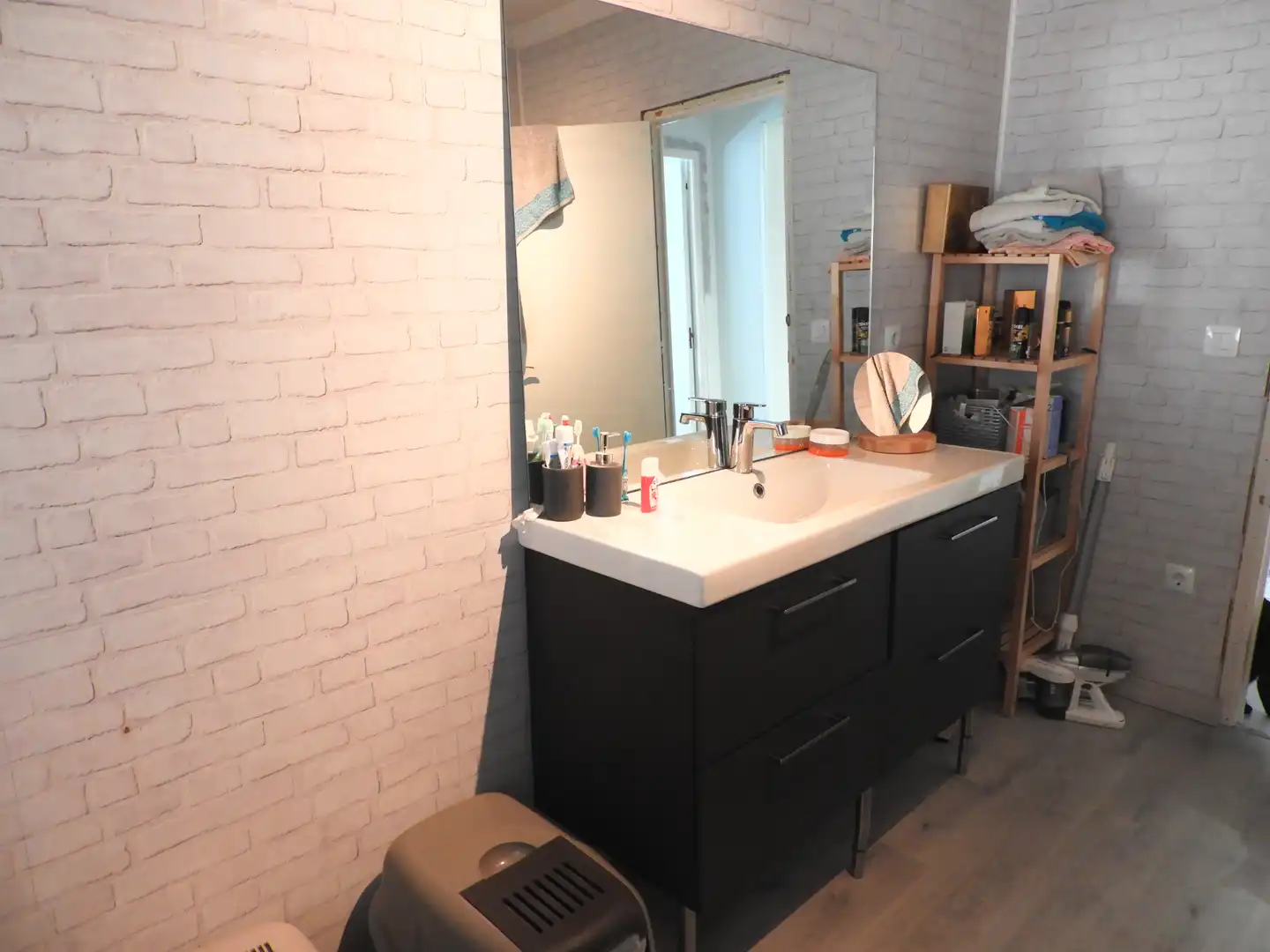 Badezimmer von Haus oder Chalet zum Verkauf in Castellar del Vallès mit Klimaanlage, Heizung und Privatgarten