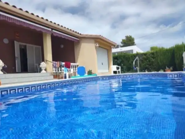 Xalet amb piscina en venda a Passatge Historiador Samper 34