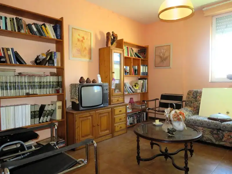 Sala de estar de Casa o chalet en venta en Cuadros con Calefacción y Trastero
