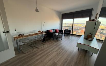 Living room of Flat for sale in Sabadell  with Heating, Parquet flooring and Terrace