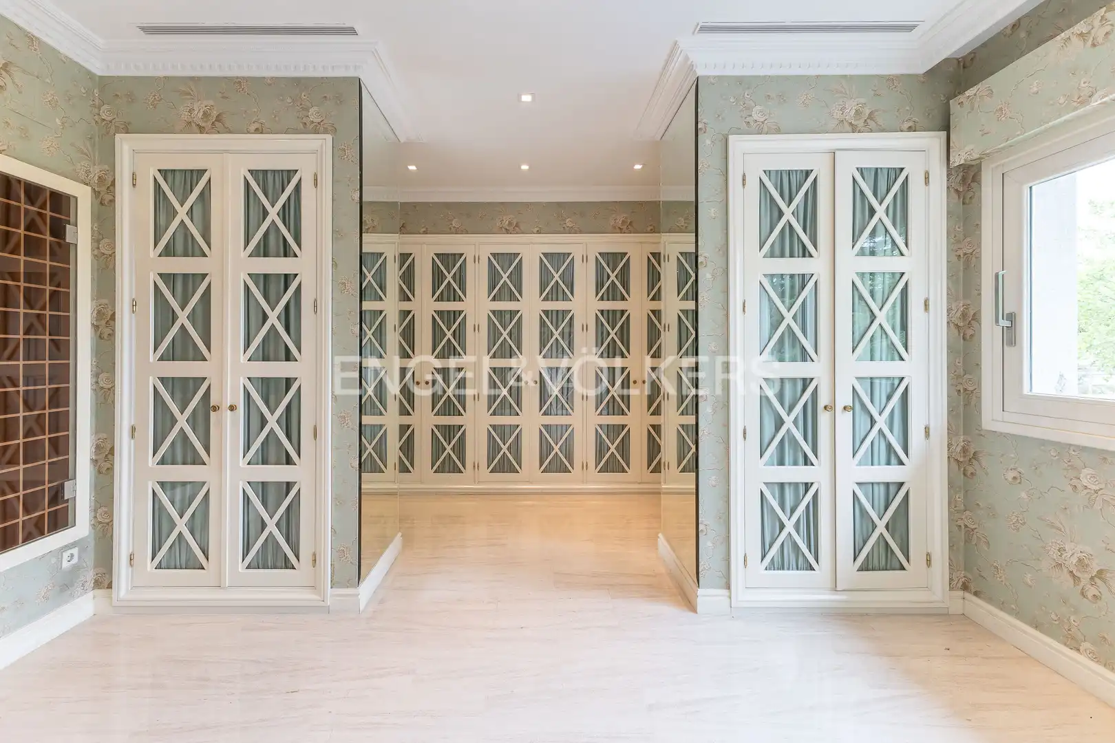 Casa o chalet en venta en Madrid con Aire acondicionado, Calefacción y Jardín privado