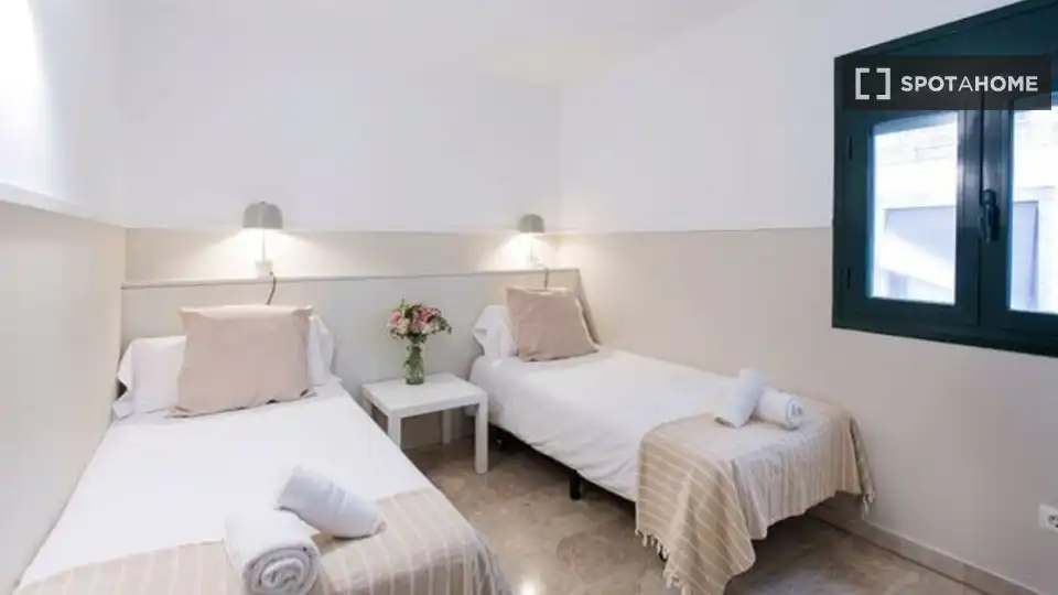 Flat with terrace to rent in Ciutat Vella, imagen 18