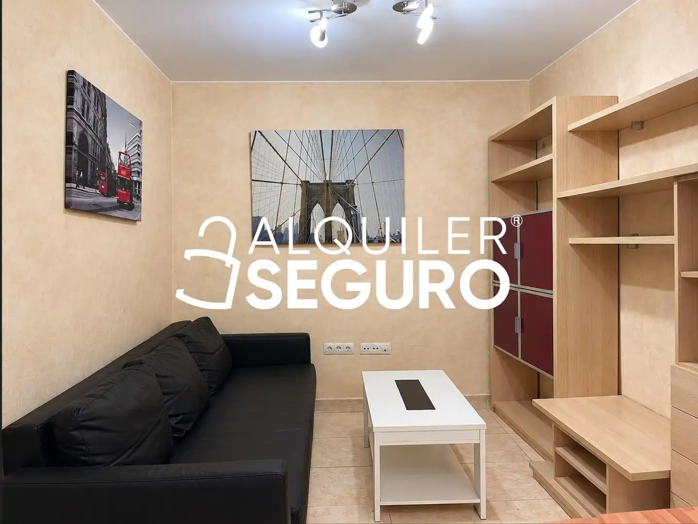 Living room of Flat for rent in Madrid  with Heating and Furnished
