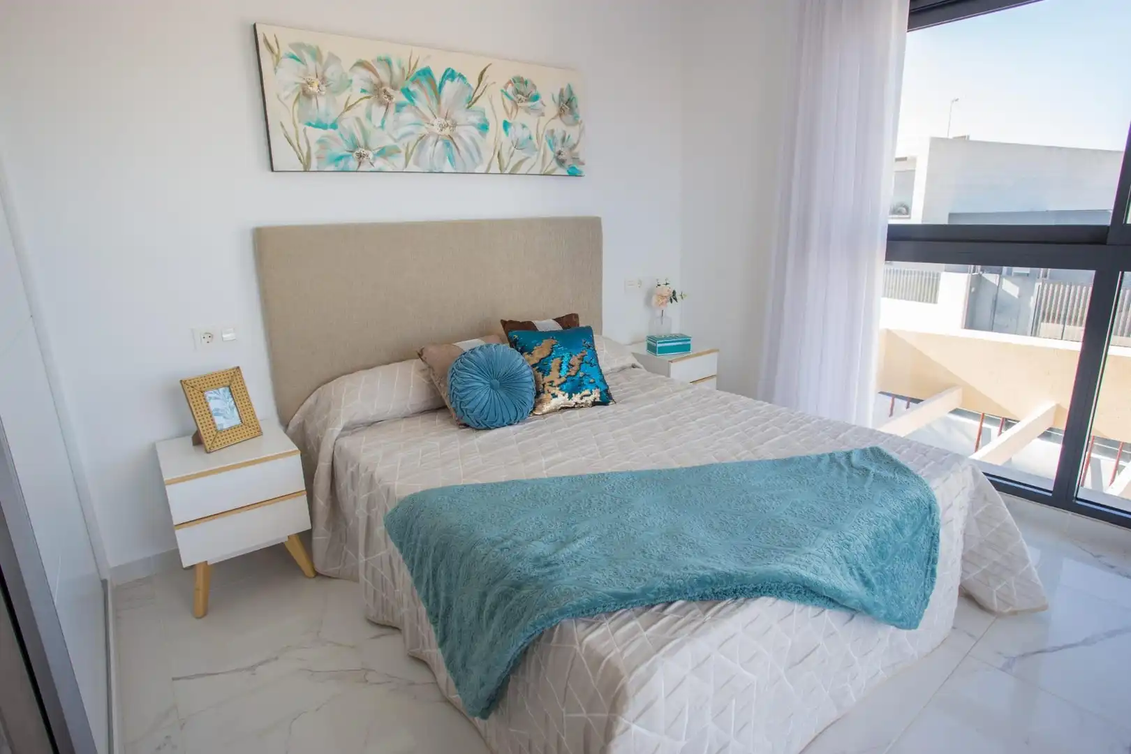Dormitori de Casa o xalet en venda en Los Montesinos amb Jardí privat, Terrassa i Piscina