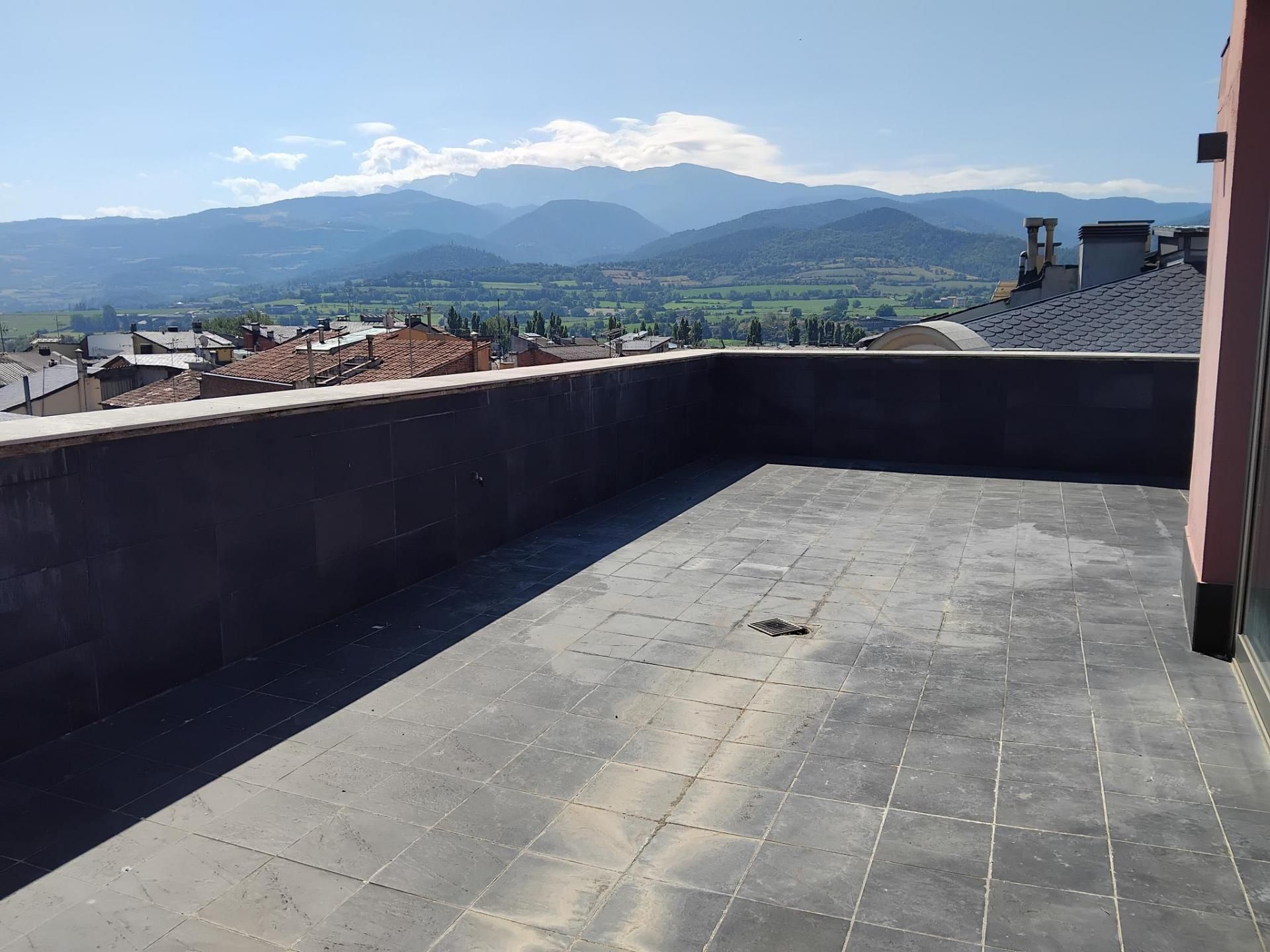 Terrassa de Pis en venda en La Seu d'Urgell amb Calefacció