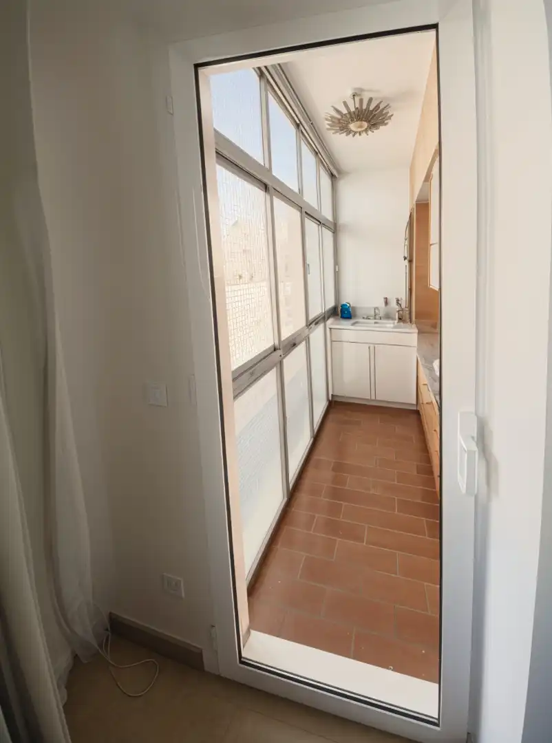 Baño de Piso en venta en Barcelona con Balcón y Internet