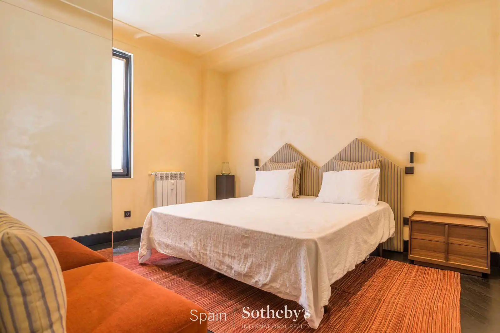 Dormitori de Apartament en venda en Madrid amb Aire condicionat i Calefacció