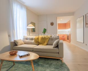 Sala d'estar de Apartament de lloguer en  Barcelona Capital amb Calefacció