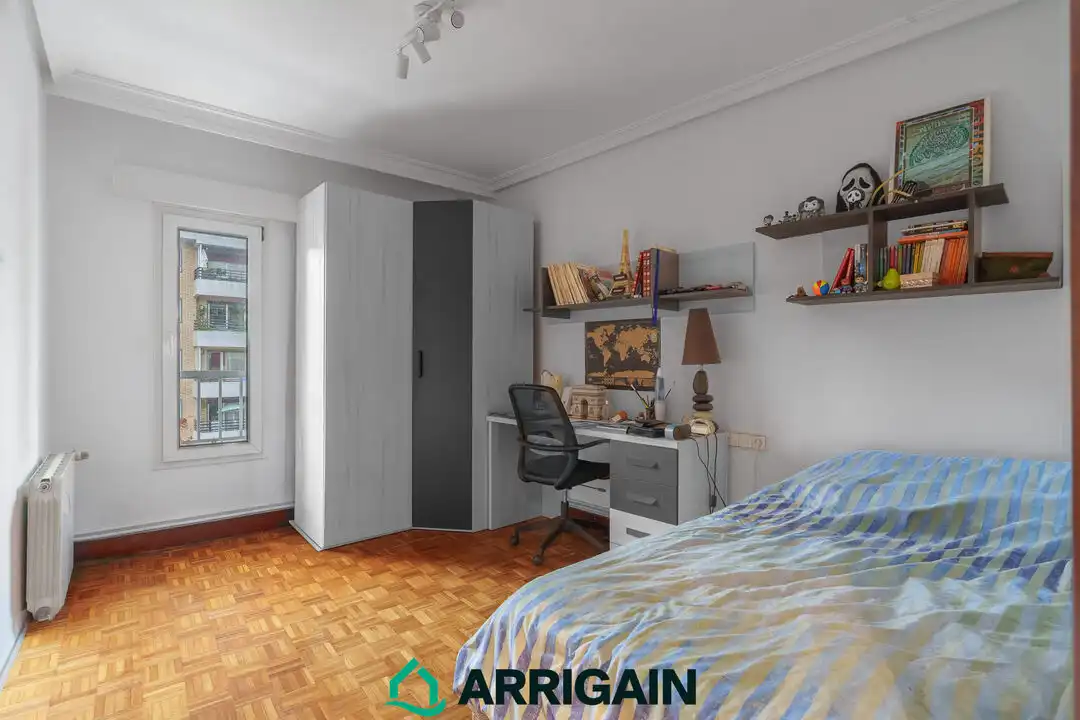 Habitación de Piso en venta en Donostia - San Sebastián  con Calefacción y Terraza