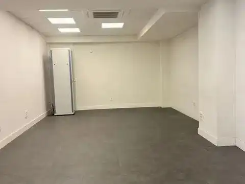 Büro zur Miete in Zaragoza mit Klimaanlage und Heizung