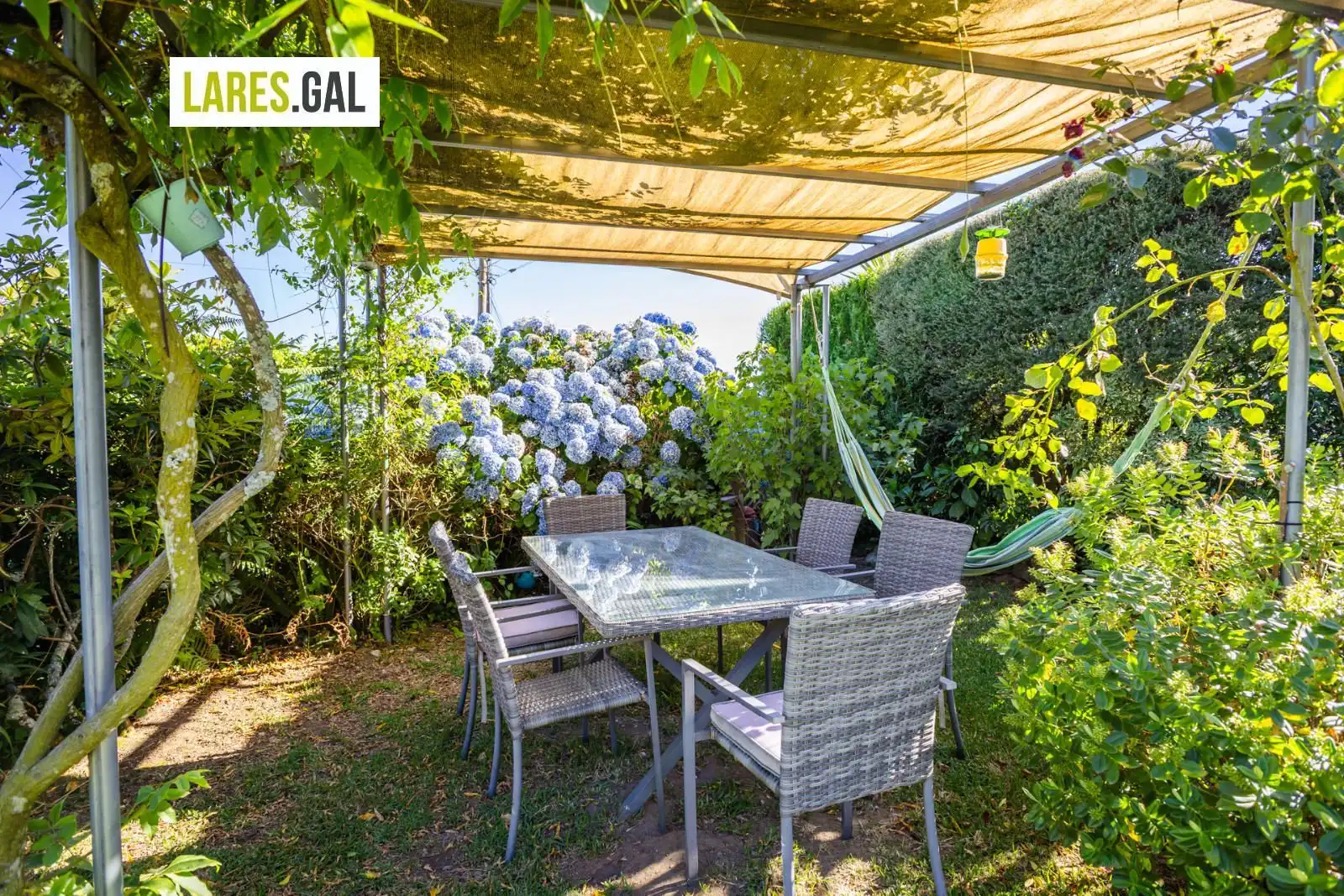 Terrassa de Casa o xalet en venda en Moaña amb Calefacció, Piscina i Moblat