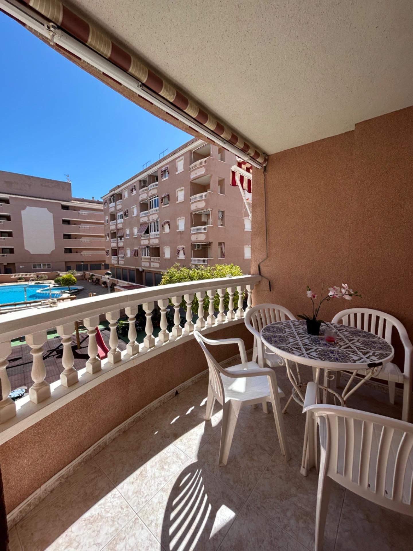 Terrassa de Apartament de lloguer en Santa Pola amb Aire condicionat, Jardí privat i Terrassa