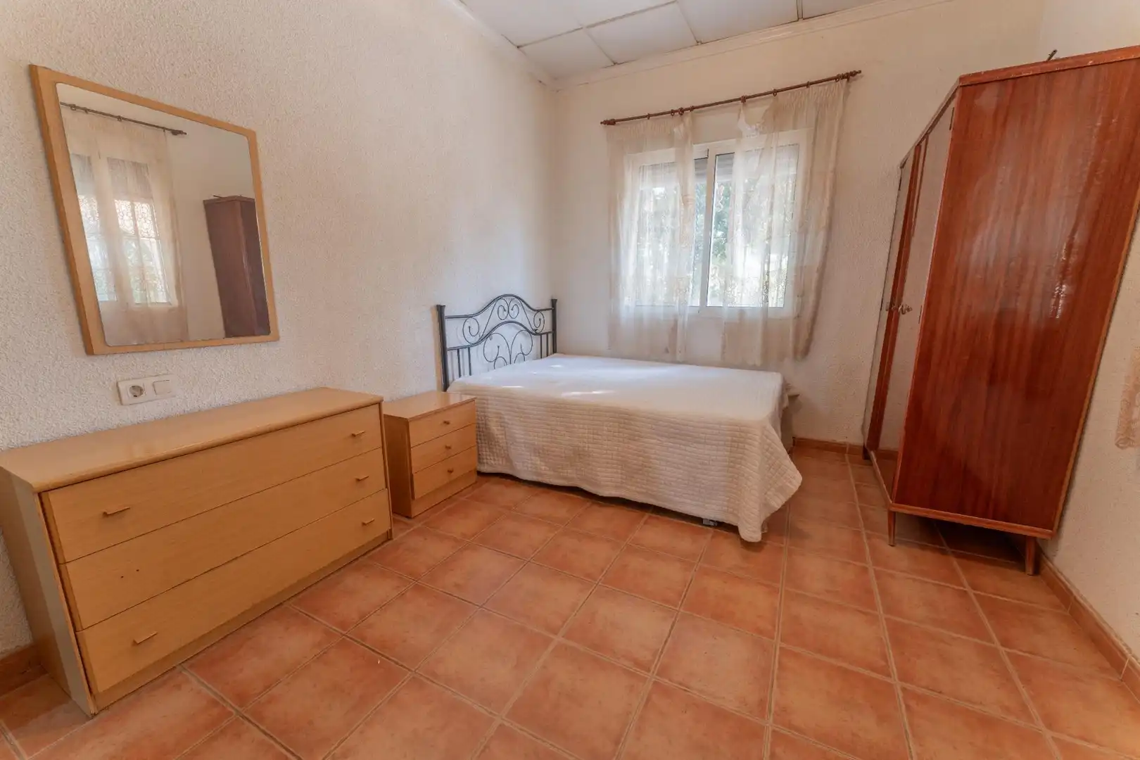 Habitación de Casa o chalet en venta en Orihuela con Piscina comunitaria