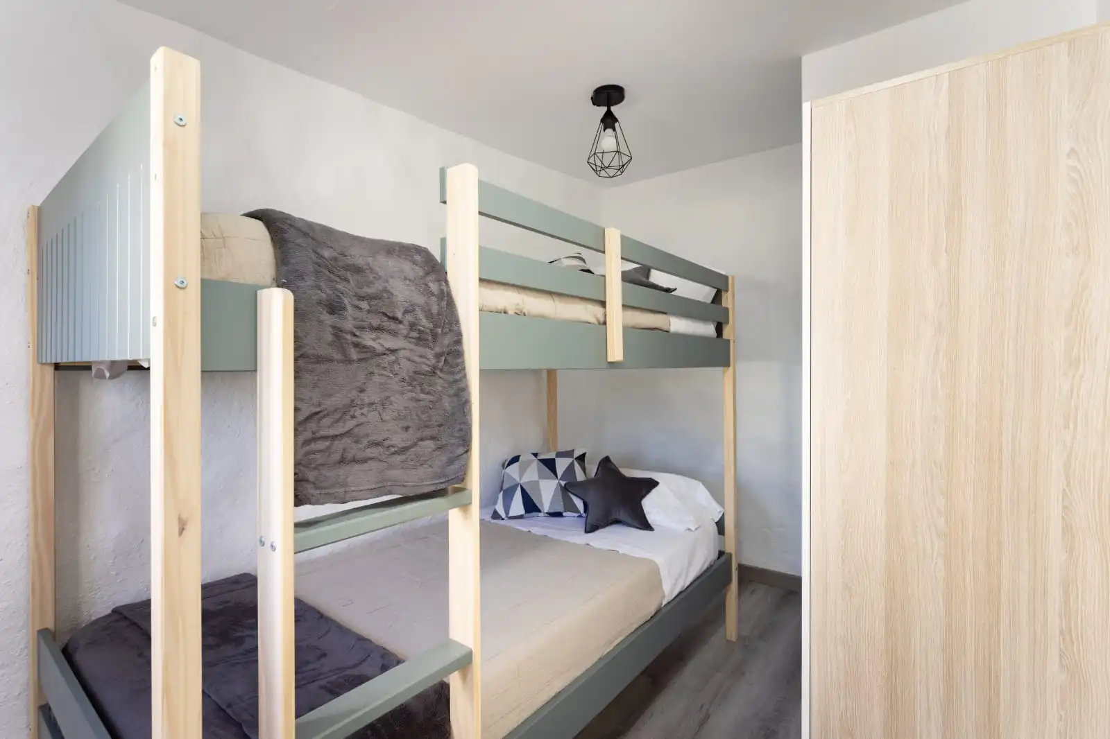 Habitación de Dúplex en venta en Arona con Terraza, Amueblado y Horno