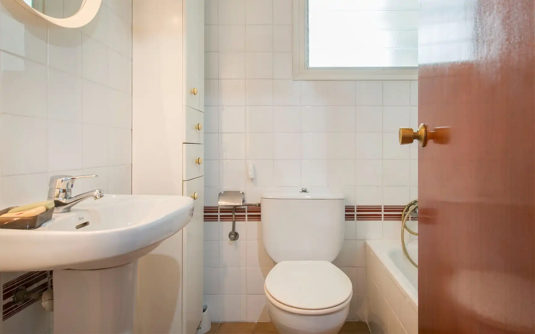 Bathroom of Flat for sale in Barcelona  with Air Conditioner, Heating and Terrace