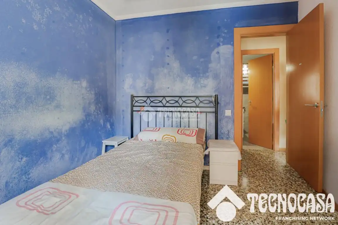 Habitación de Piso en venta en Viladecans con Trastero y Balcón