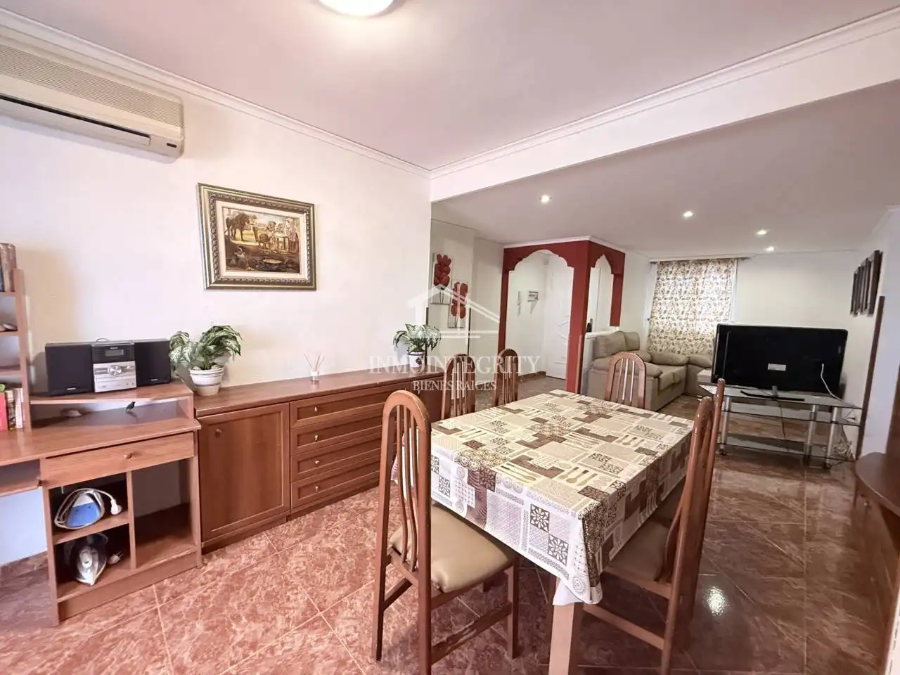 Menjador de Apartament en venda en Oropesa del Mar / Orpesa amb Aire condicionat, Terrassa i Moblat