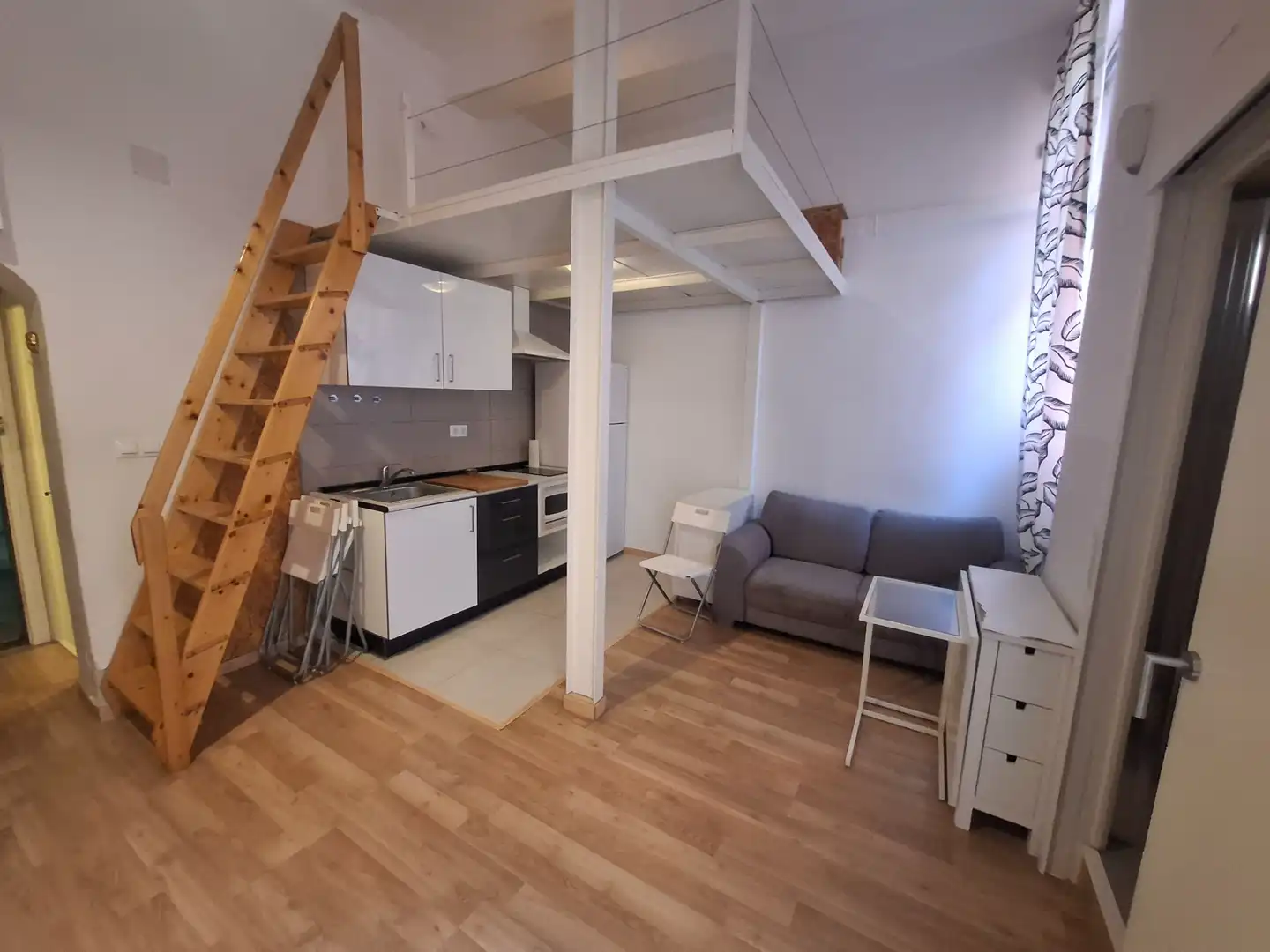 Flat with lift to rent in Calle de Almadén