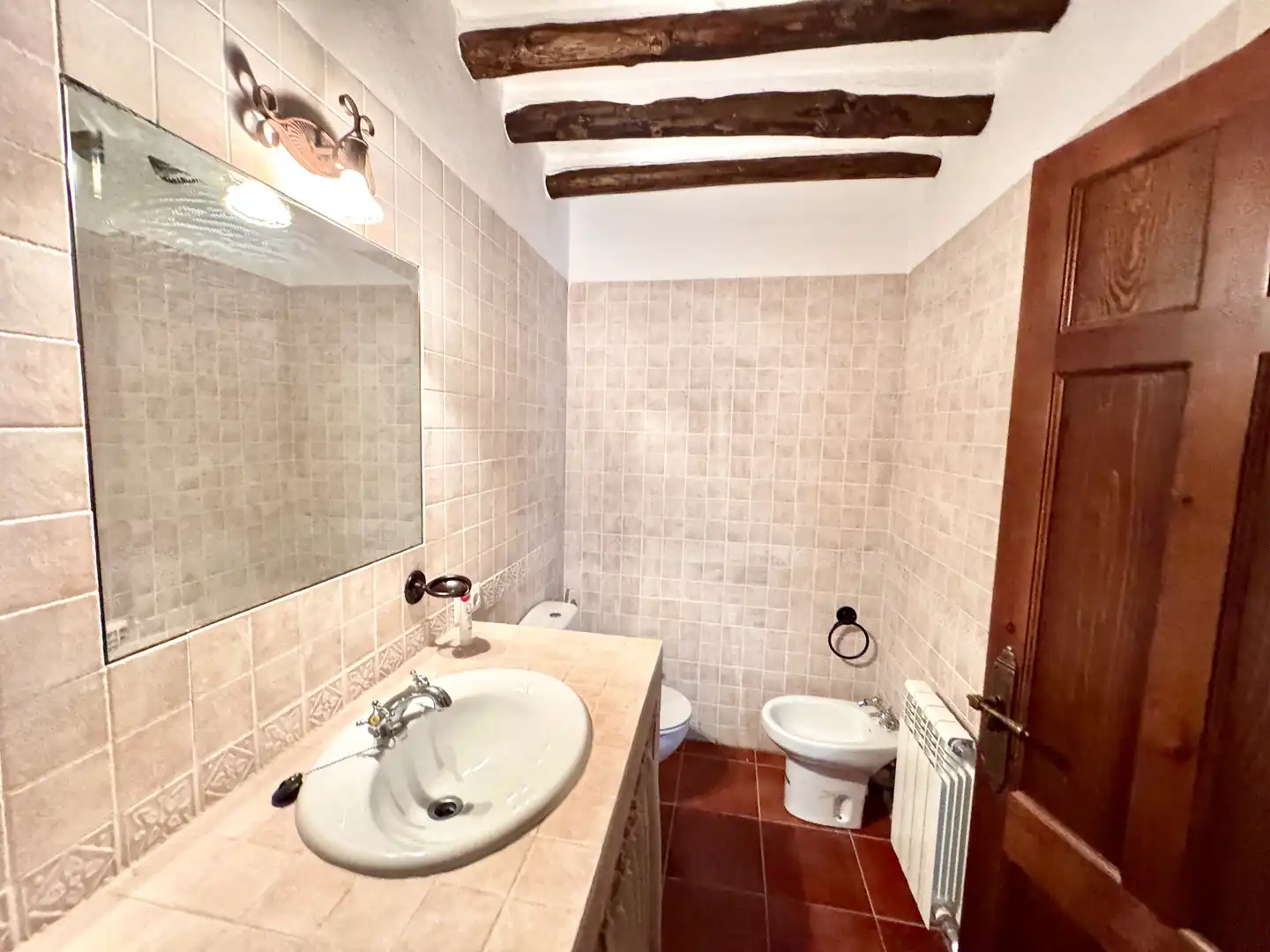 Bathroom of Buildings for sale in Juviles  with Alarm