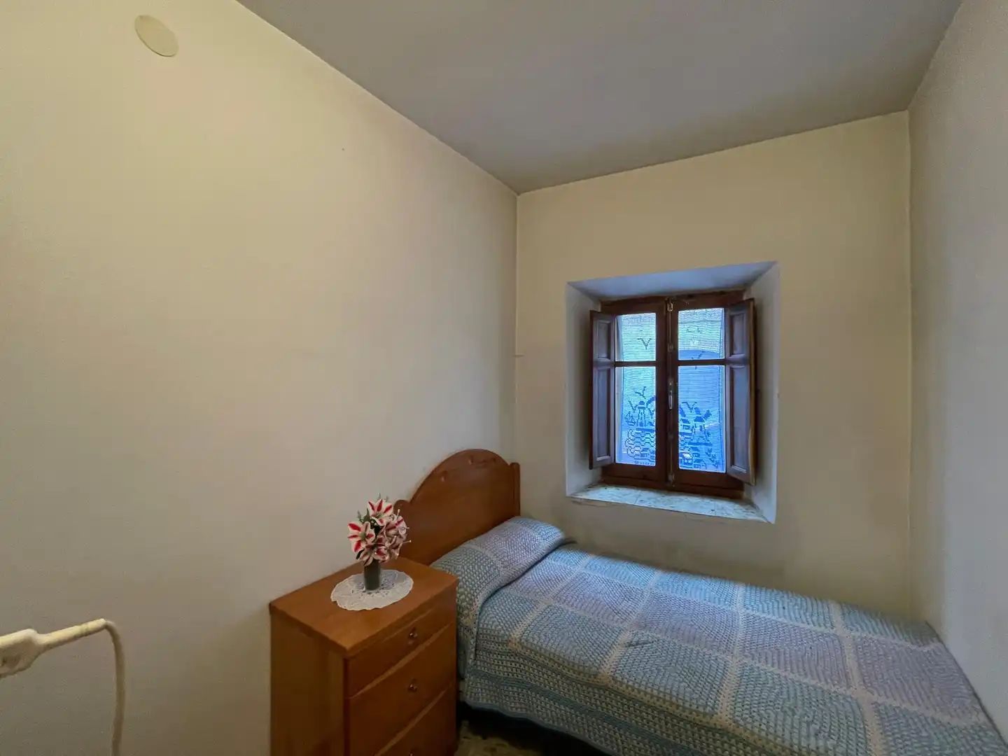 Habitación de Finca rústica en venta en Cogeces del Monte con Calefacción, Terraza y Trastero