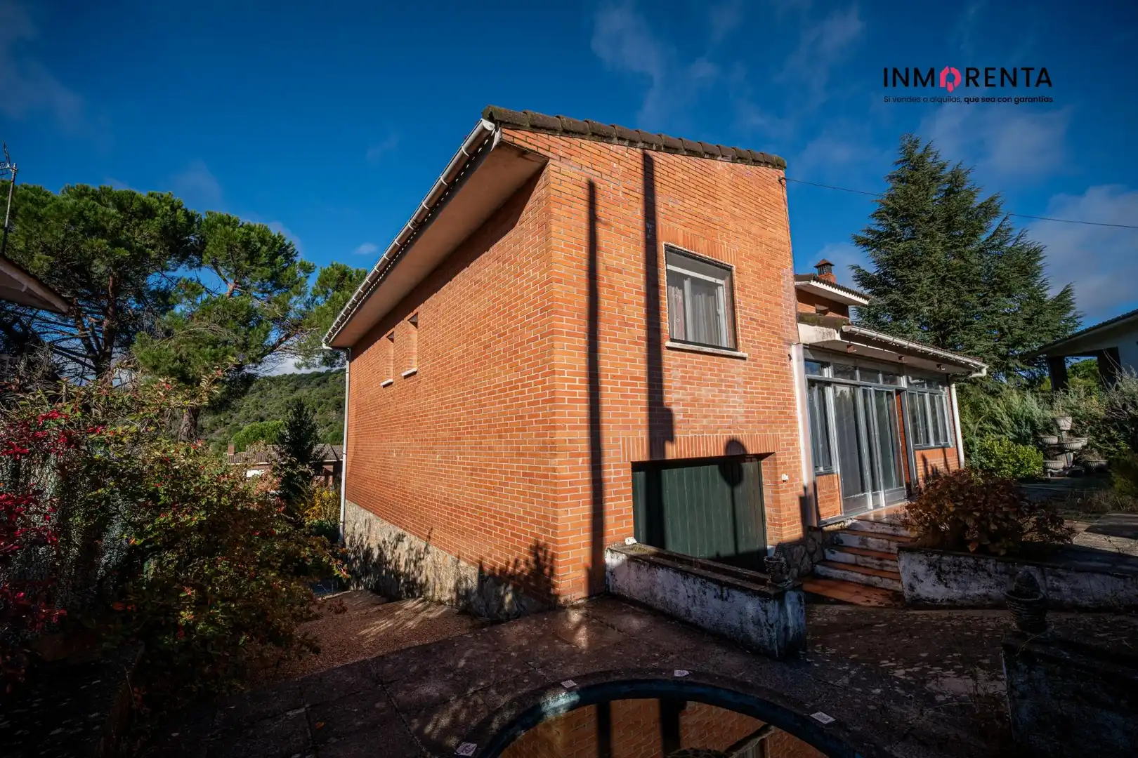 Exterior view of Houses for sale in Cadalso de los Vidrios  with Heating and Private garden