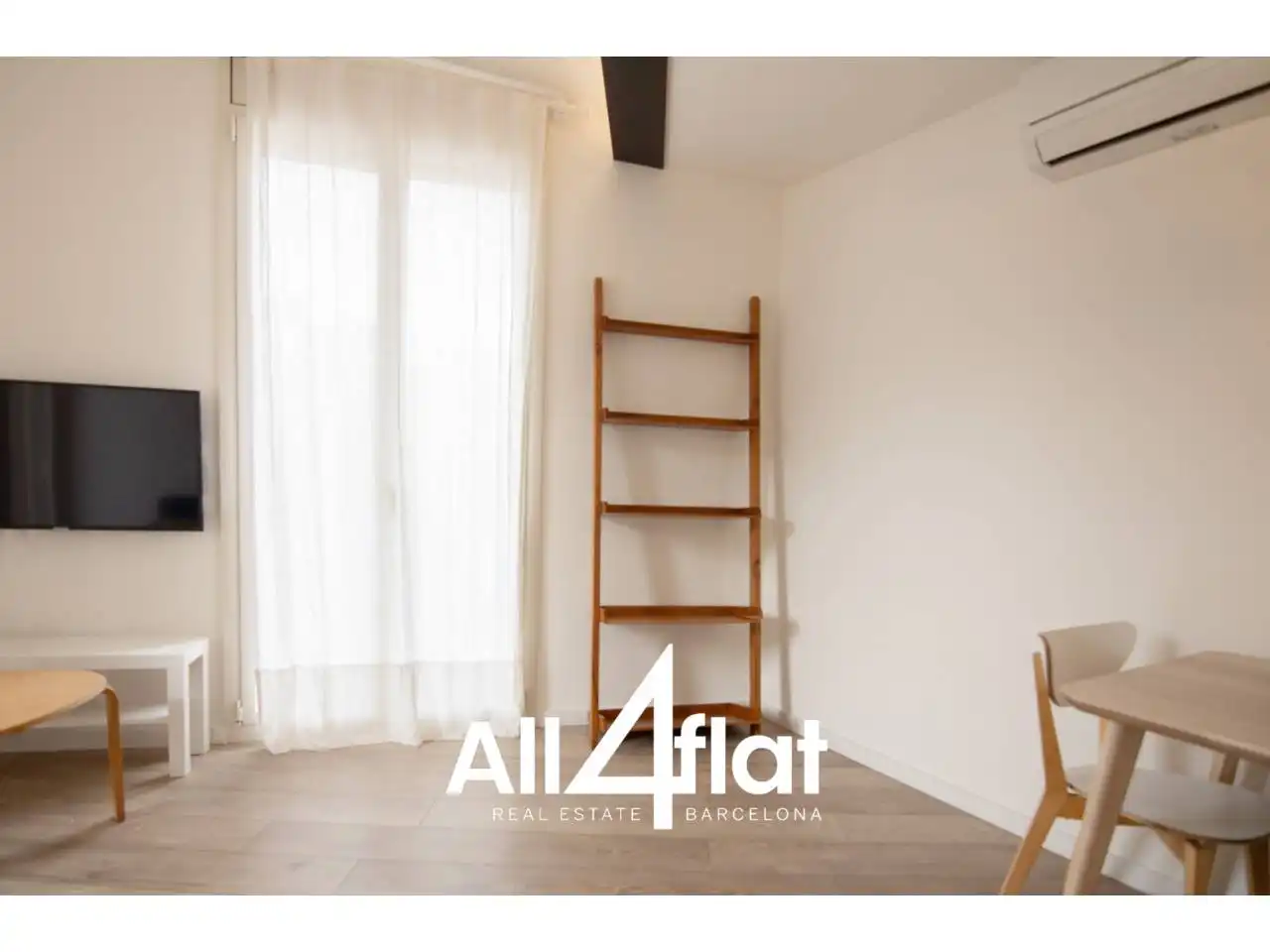 Bedroom of Flat for sale in Barcelona  with Air Conditioner, Parquet flooring and Terrace