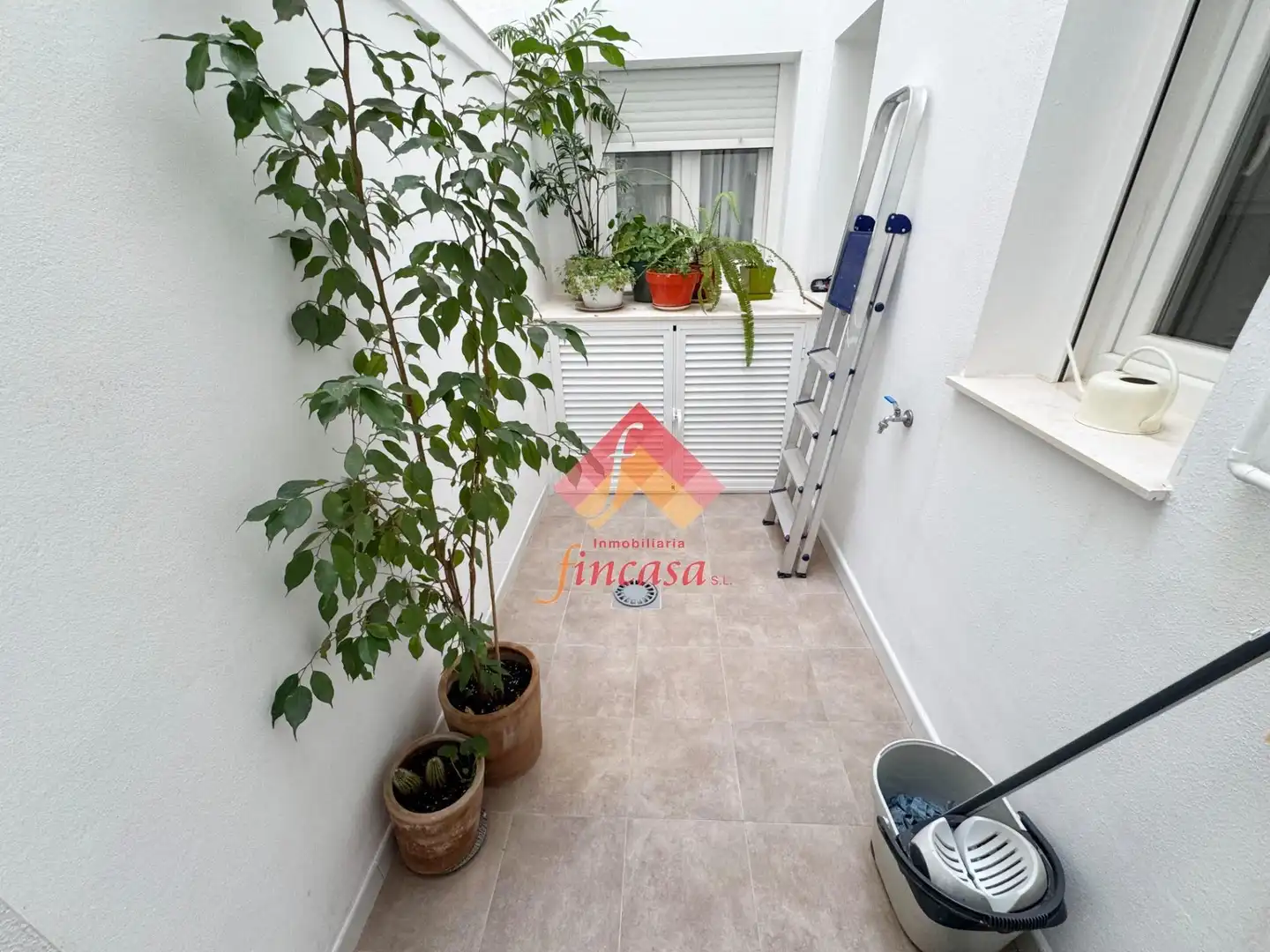 Flat for sale in Juzgados - La Feria