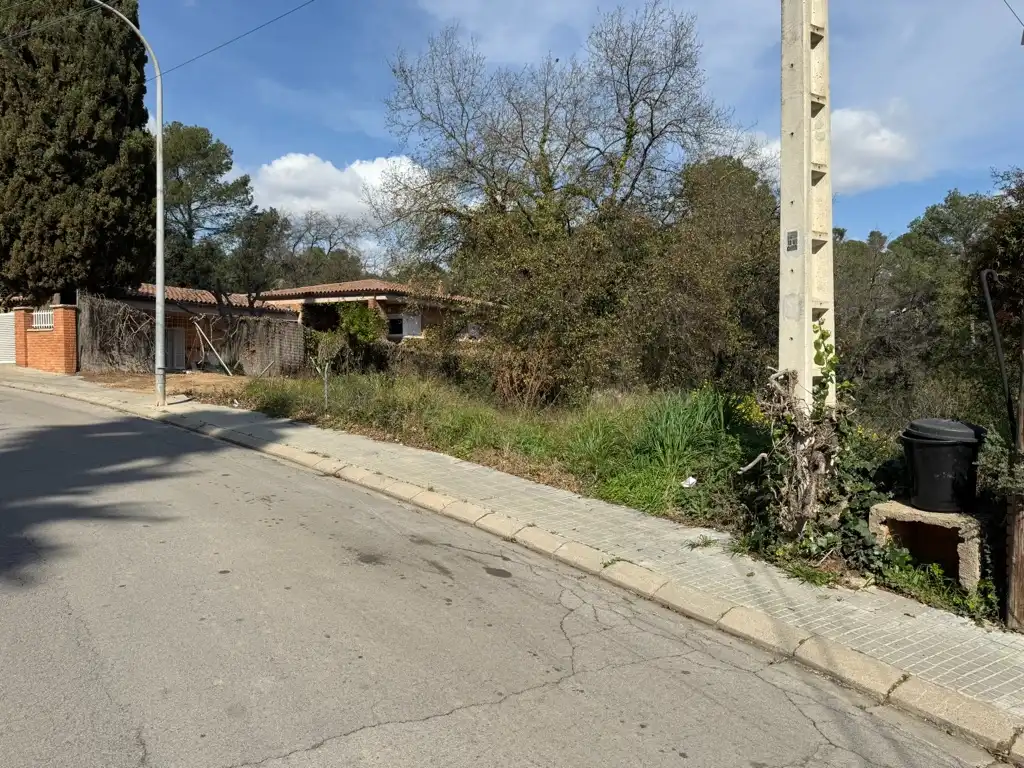Residential land for sale in Carrer de Josep Sentís 8, imagen 3