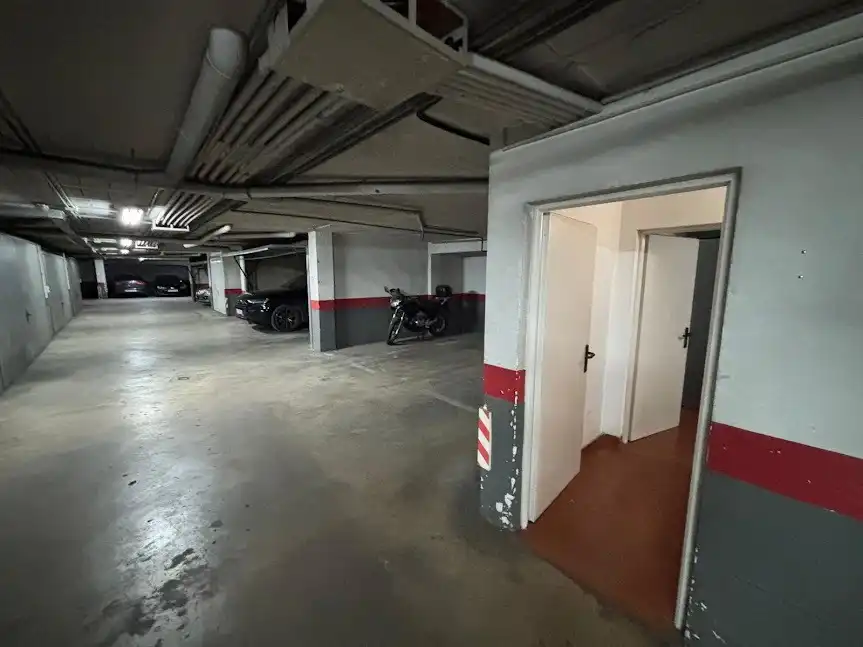 Parking of Houses for sale in Linares  with Air Conditioner, Heating and Private garden