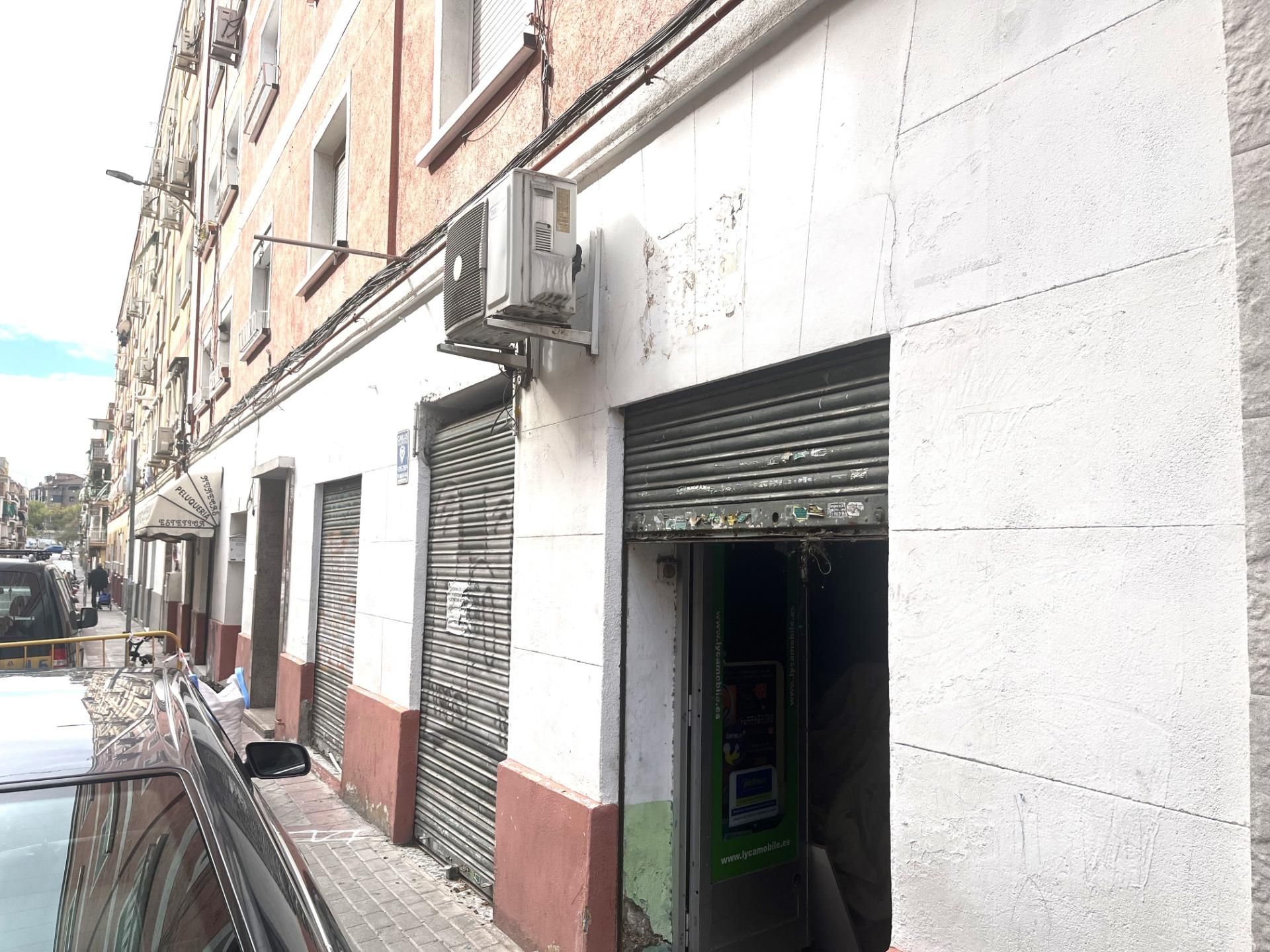 Vista exterior de Local de lloguer en  Madrid Capital amb Aire condicionat