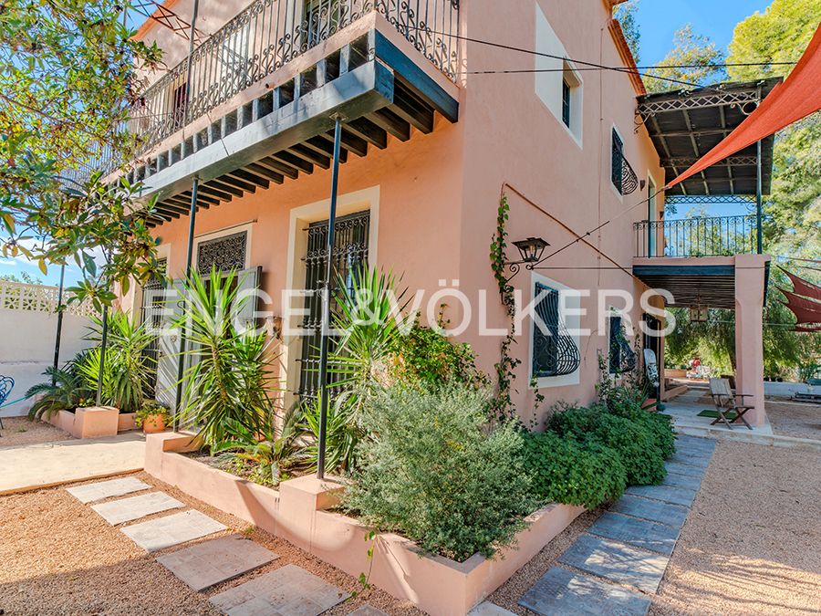 Exterior view of House or chalet for sale in Alicante / Alacant  with Air Conditioner, Heating and Private garden